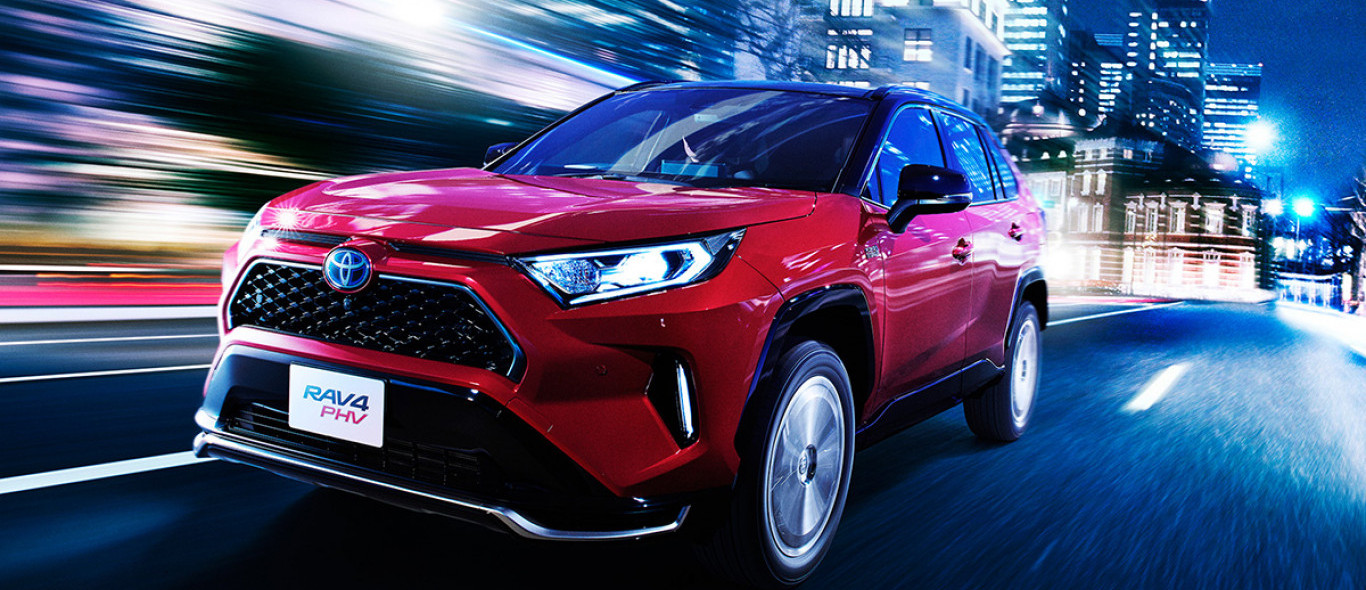 Toyota RAV4 PHEV Resmi Dijual di Jepang, Semakin Fun To Drive dan Nyaman di Jalan