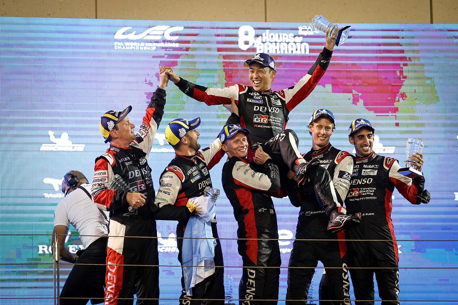 Raih Podium 1-2 di Bahrain 8 Jam, TOYOTA GAZOO Racing Sandingkan Gelar Juara Dunia Tim dan Pembalap WEC 2021