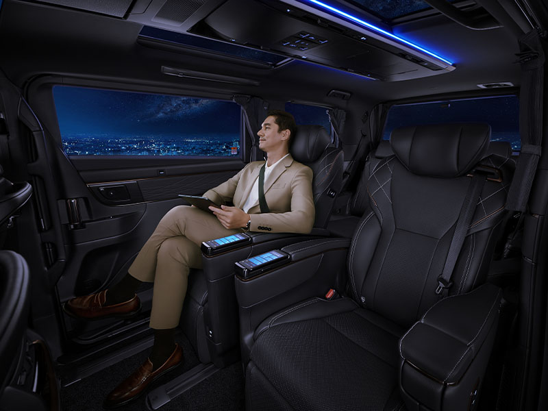 Captain Seat