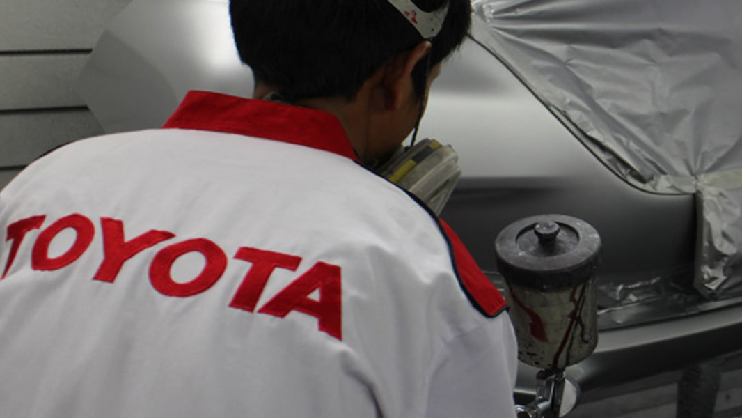Manfaat Layanan Body Paint di Bengkel Resmi Toyota, Pahami Waktu yang Tepat untuk Mengembalikan Penampilan Mobil
