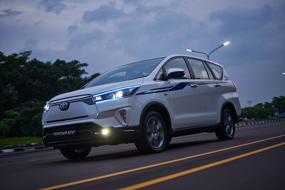 Menimbang Bijak Keuntungan dan Kekurangan Mobil Hybrid
