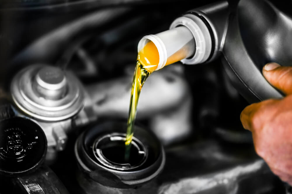 Efisiensi Mesin Bisa Meningkat Jika Tahu Cara Memilih Oli Mesin Mobil yang Tepat