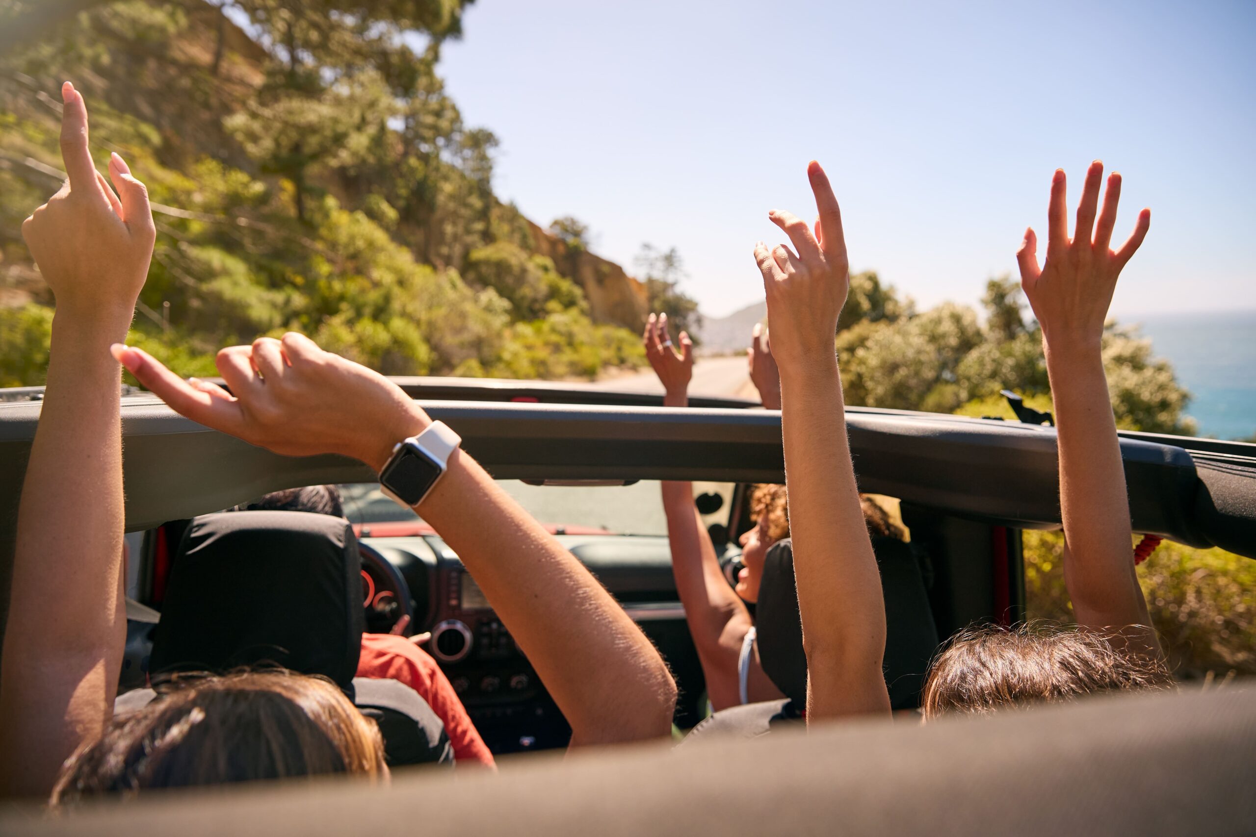 Liburan Tetap Seru Tanpa Bikin Bokek Berkat Tips Hemat Saat Road Trip
