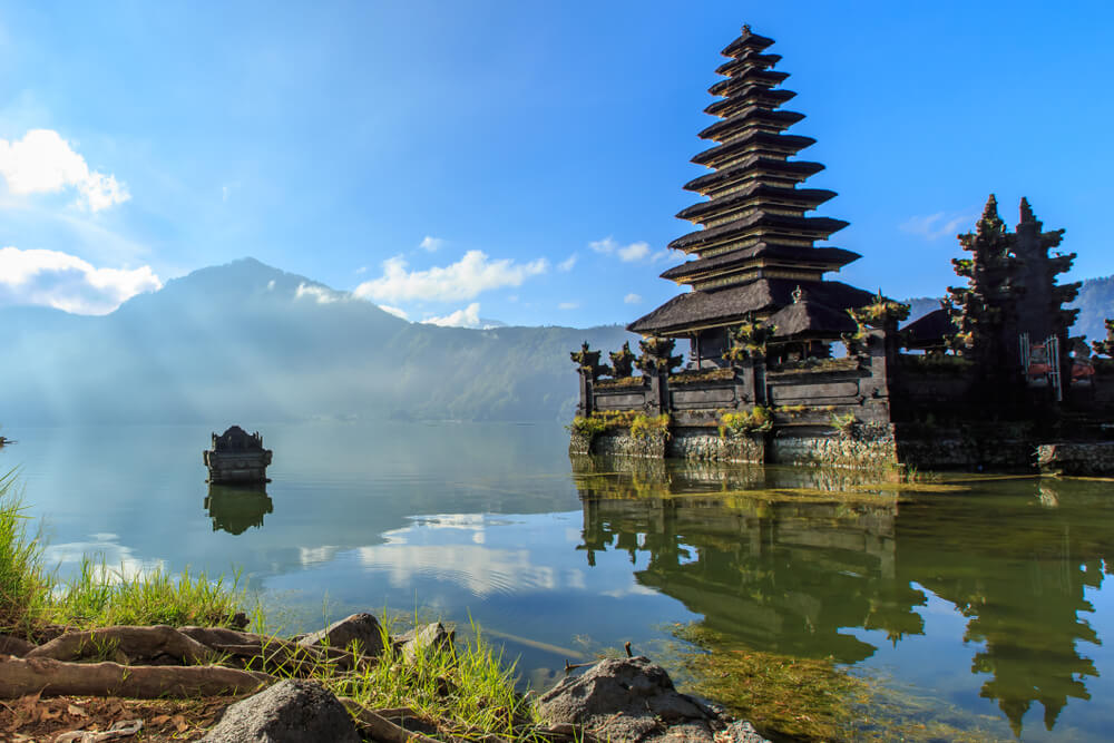 Jelajahi Serunya Jalur Jawa Bali Naik Mobil Sendiri
