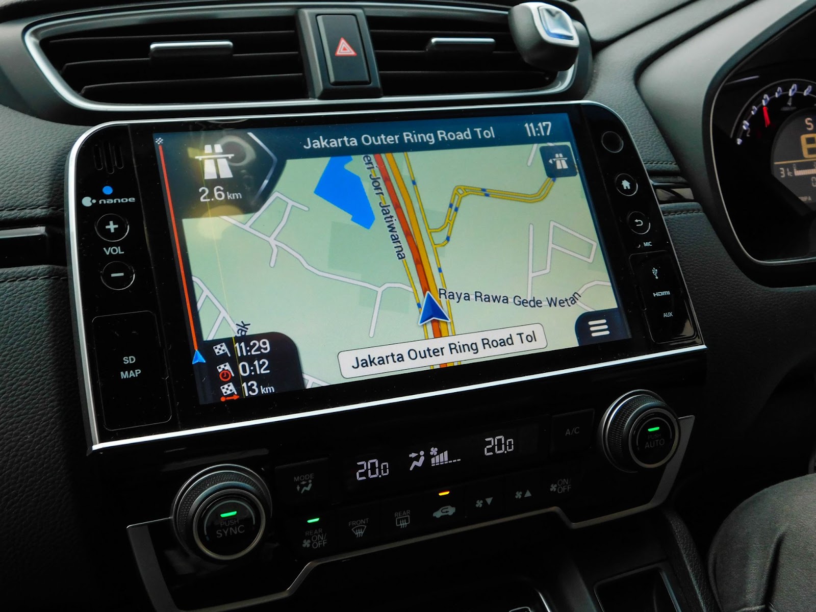 Nyasar Gak Lagi, Ini Pilihan Head Unit dengan Navigasi GPS untuk Mobil