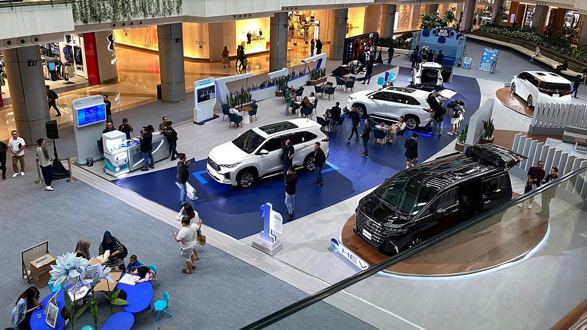 Beli Kijang Innova Zenix HEV dan Yaris Cross HEV Tahun Produksi 2025 Dapat Insentif PPnBM 3 Persen, Bisa Test Drive dan Beli dengan Promo Spesial di Pameran Toyota Space