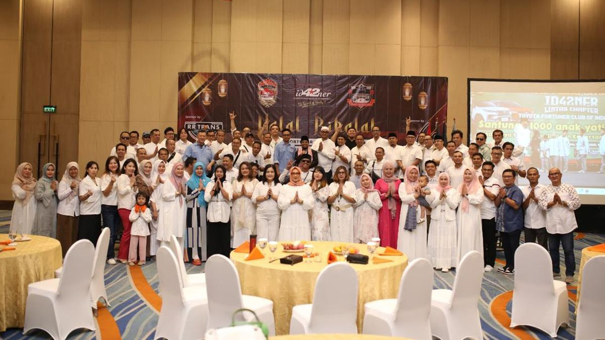 Komunitas Pecinta Toyota Fortuner Gelar Halal Bilhalal, Berikan Santunan Kepada Anak Yatim dan Dhuafa